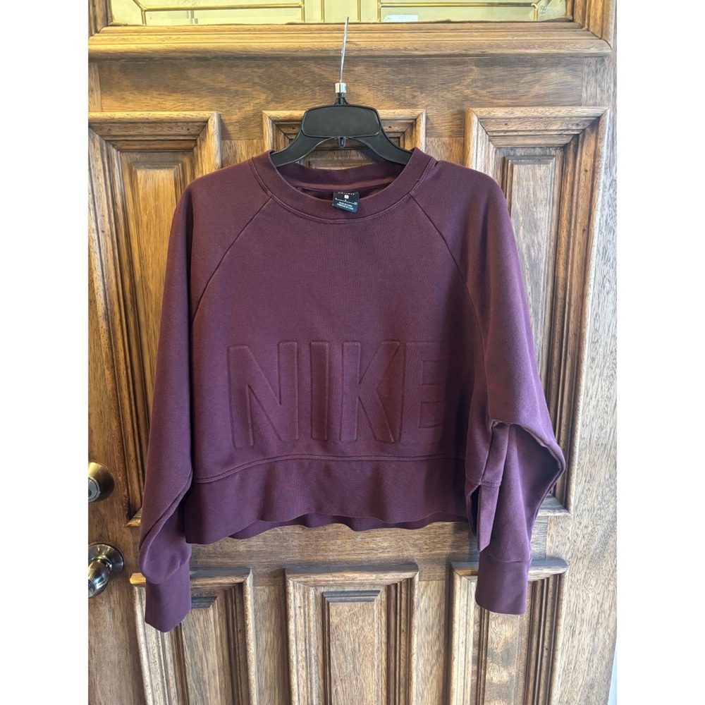 Nike logo sweatshirt